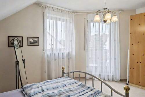 Schlafzimmer_Bild_3 - Etagenwohnung mit 54,90 m&sup2; in Aichach zum Kaufen