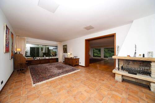 6 - Wohnen - Einfamilienhaus mit 240,00 m&sup2; in Essen / Stadtwald zum Kaufen