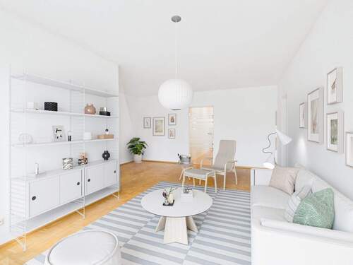 Wohnzimmer - 2 Zimmer Etagenwohnung zum Kaufen in Lübeck