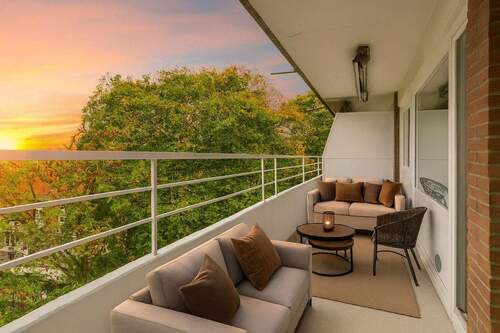 Der Balkon in der Dorfstr. 2 im 5 Stock[1] - 