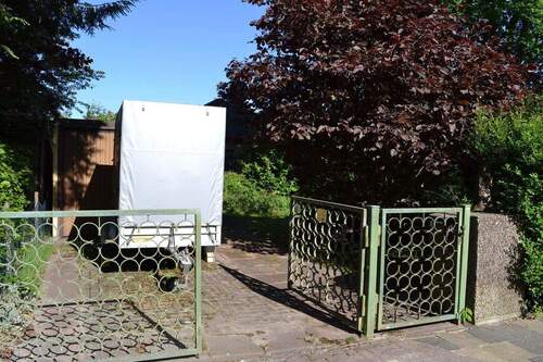 Stellplatz vor der Garage - 