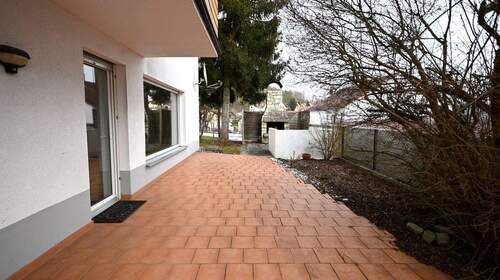 ...und eigenem Garten mit Terrasse - 3 Zimmer Etagenwohnung in Dietfurt an der Altmühl