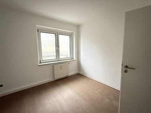 Schlafzimmer - Etagenwohnung mit 48,10 m² in Reinsdorf zur Miete
