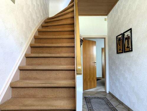Treppe zum Obergeschoss - 