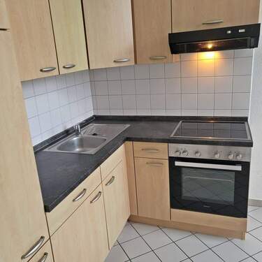 Küche mit Einbauküche - 