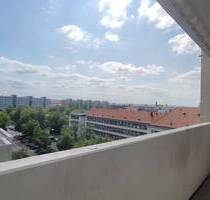 * 2-RAUMWOHNUNG MIT BALKON tollen Ausblick und FAHRSTUHL im OBJEKT*vermietbar ab 1.April 2026 - Dresden Johannstadt-Süd