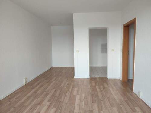 Wohnzimmer - 2 Zimmer Etagenwohnung in Dresden