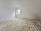 5. Zimmer oder 5. 6. und 7. Zimmer im Dachgeschoss - 