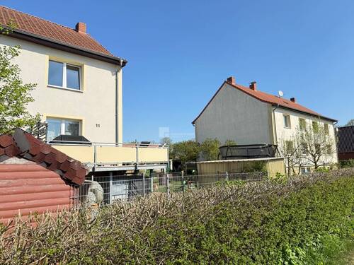 2 Häuser 1 Grundstück viele Möglichkeiten - 2 Zimmer Mehrfamilienhaus, Wohnhaus zum Kaufen in Klein Trebbow
