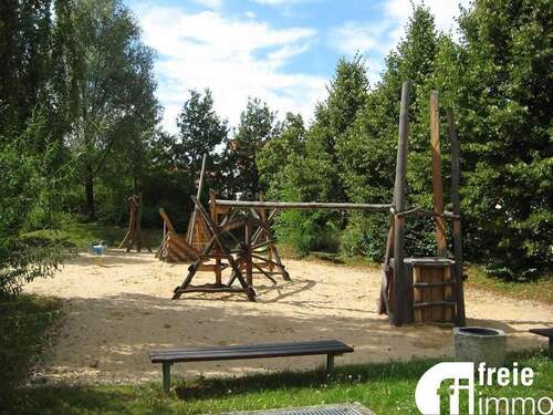 Spielplatz in der Nähe - 