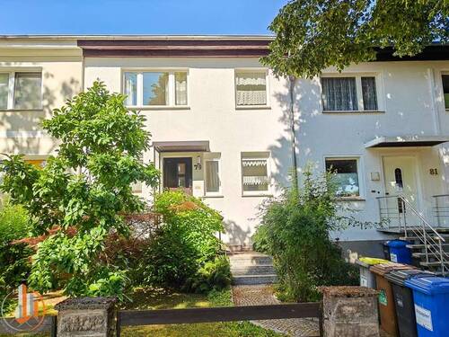 Ansicht von vorn - 5 Zimmer Reihenmittelhaus zum Kaufen in Magdeburg