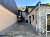 Rückansicht/Innenhof/Anbau - 4 Zimmer Reihenmittelhaus in Saalfeld