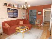 Wohnzimmer - 2 Zimmer Etagenwohnung zum Kaufen in Nürnberg