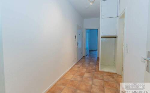 Flur - 2 Zimmer Etagenwohnung zur Miete in Düsseldorf Friedrichstadt