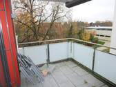 Geräumiger Balkon - 3 Zimmer Etagenwohnung in Zirndorf