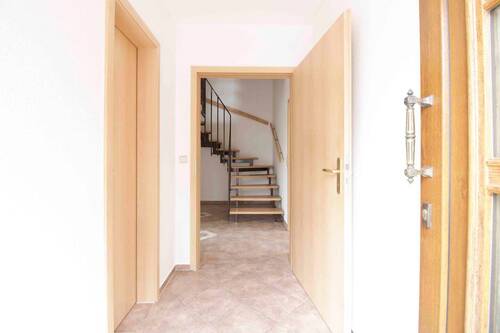 Eingangsbereich EG - 