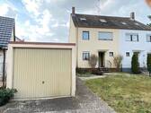 Ansicht mit Garage - Doppelhaushälfte mit 137,00 m&sup2; in Fürth zum Kaufen