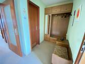 Eingangsbereich mit Garderobe - 