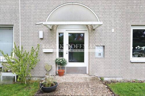 V11093 Hauseingang - 