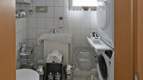 WC - 