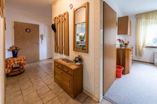 Flur - 3 Zimmer Etagenwohnung in Langen