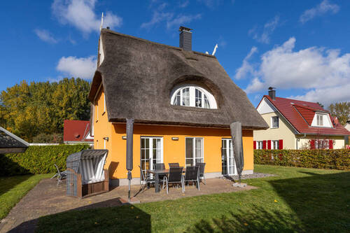 Süd-Westliche Grundstückslage – komplett eingefrie - Einfamilienhaus mit 130,80 m&sup2; in Glowe zum Kaufen