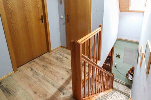 Flur OG - 5 Zimmer Einfamilienhaus in Zeitz