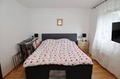 1. Schlafzimmer - 