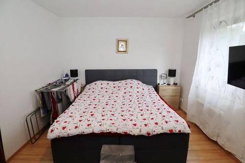 1. Schlafzimmer - 