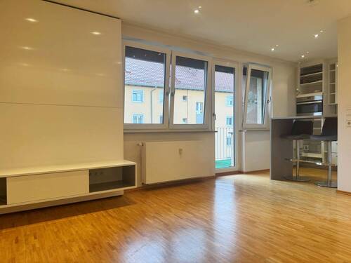 Wohnen/Küche - 1 Zimmer Etagenwohnung in Fürth