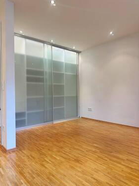 Wohn Schlafbereich mit Einbauschrank - 