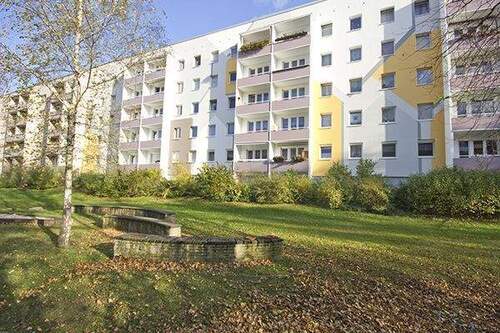 Ansicht hinten - Etagenwohnung mit 70,70 m&sup2; in Halle (Saale) zur Miete