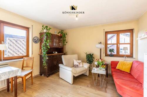 Moderner Wohn- und Essbereich mit viel Platz - Etagenwohnung mit 60,00 m² in Marbach am Neckar zum Kaufen