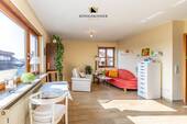 Lichtdurchfluteter Wohn- und Essbereich- offen und einladend - 