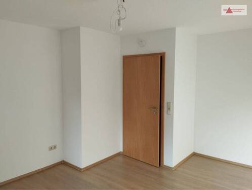 Wohnen - Etagenwohnung mit 64,00 m² in Hartenstein zur Miete