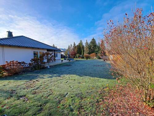 Garten - Bungalow mit 130,00 m&sup2; in Schkeuditz / Radefeld zum Kaufen