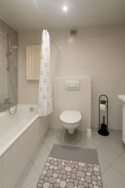 Bad - 3 Zimmer Etagenwohnung in Krefeld