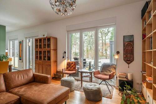 Wohnzimmer - 4 Zimmer Etagenwohnung in Potsdam