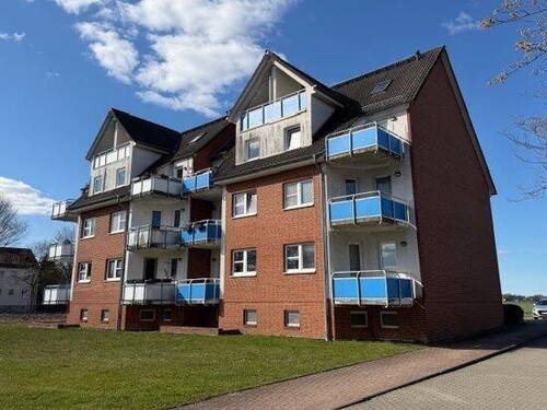 Hausansicht - Eigentumswohnung mit Balkon in Dummerstorf