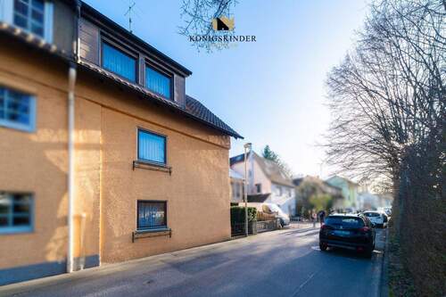 Aussenansicht - 4 Zimmer Doppelhaushälfte zum Kaufen in Freiberg am Neckar