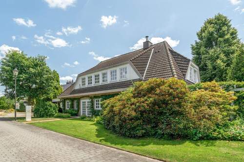 Straßenansicht - 5 Zimmer Einfamilienhaus zum Kaufen in Michendorf