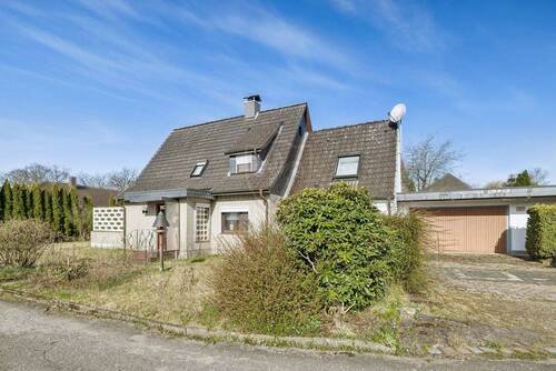 Aussenansicht - ***Handwerker aufgepasst - Gepflegtes Siedlungshaus auf traumhaftem Grundstück***