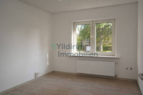 Räumlichkeiten - Mehrfamilienhaus, Wohnhaus mit 269,00 m² in Cuxhaven / Groden zum Kaufen