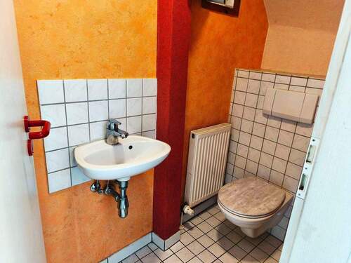 WC - 