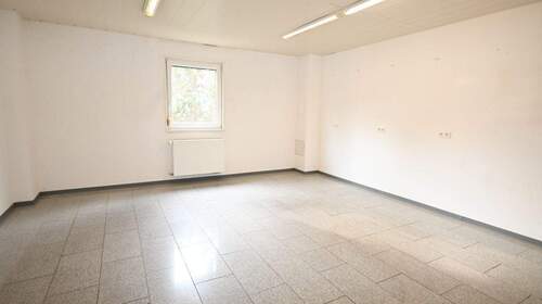 Büro 1 - 