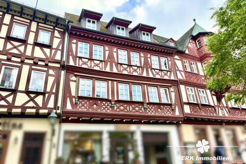 Außenansicht - BERK Immobilien - liebevoll sanierte Stadtwohnung mit Altbauflair, Tiefgarage und Loggia im Herzen von Miltenberg