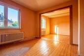 Rechtes Gebäude - OG Wohnzimmer 2 - 