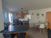 Wohn-Essbereich - Geräumige 2-Zimmer-Wohnung im Erdgeschoss mit Terrasse zu vermieten