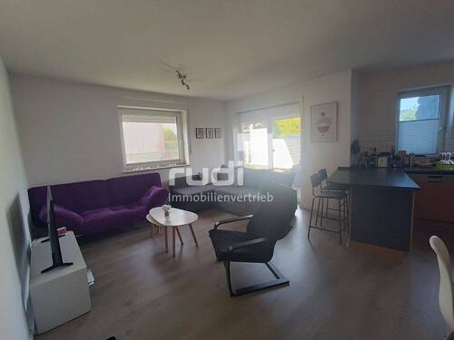 Wohnzimmer - 2 Zimmer Etagenwohnung zur Miete in Lichtenau / Atteln