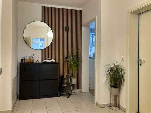 Diele - Etagenwohnung mit 76,80 m² in Kassel zur Miete